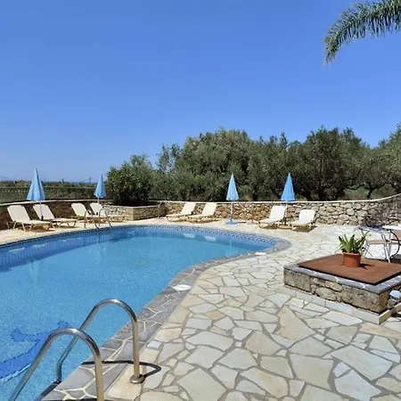 アパート Markos 4