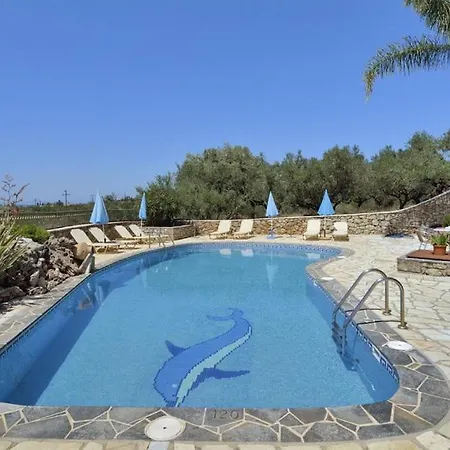 Markos 4 アパート *