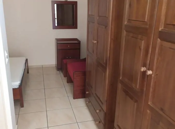 Markos 4 Apartmán Stoúpa