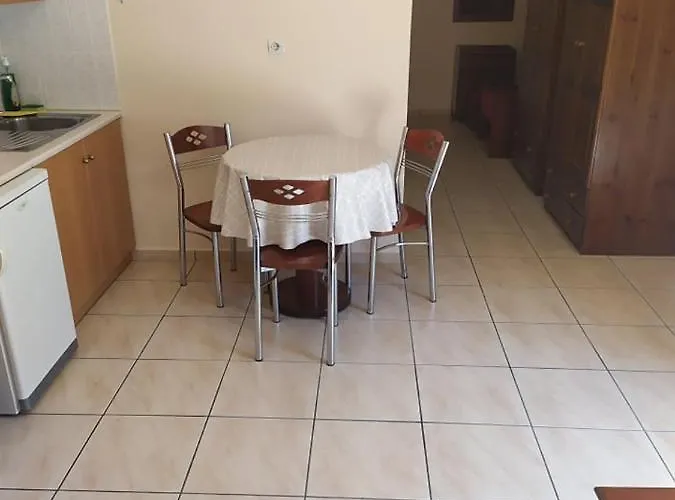 Markos 4 Stoúpa
